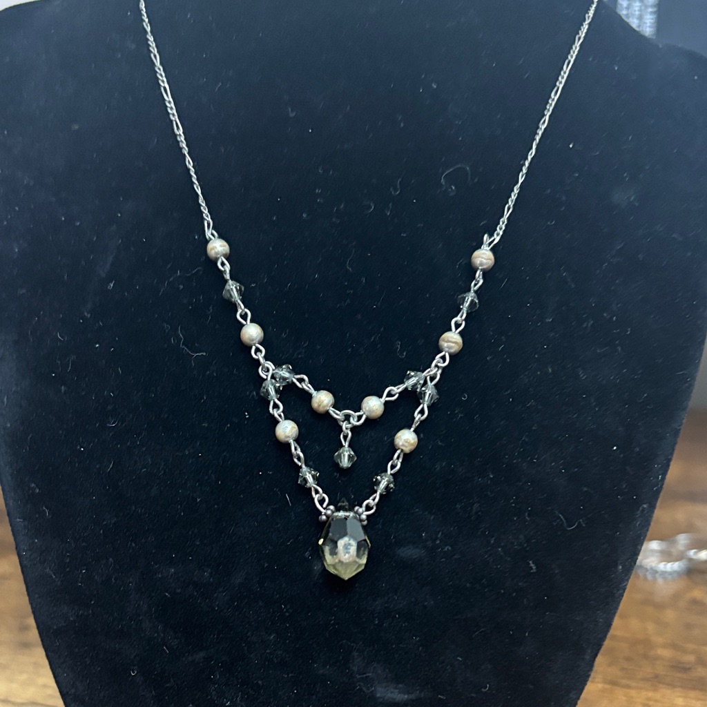 Silver And Neutral Tone Necklace Silver And Neutral Tone Necklace
